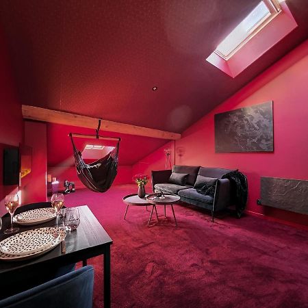 Suite Rouge Baiser Avec Jacuzzi Privatif - Loveroom Insolite Saint-Etienne  Exteriör bild
